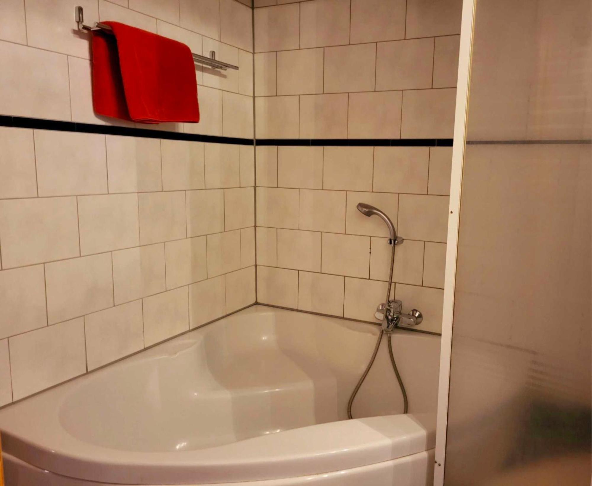 Apartments Saba & Jona Uetendorf Extérieur photo